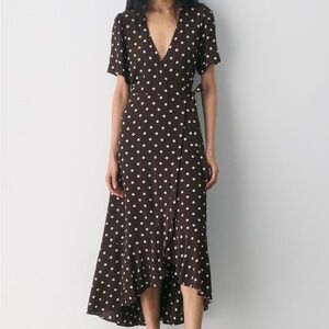 Aritzia Gazette Dress, size small brand new with tags! NWT